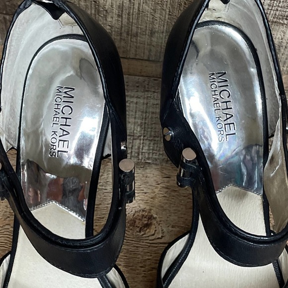 Michael Kors Black Leather Peep Toe Heels Back Zip Size 10 - Picture 11 of 14